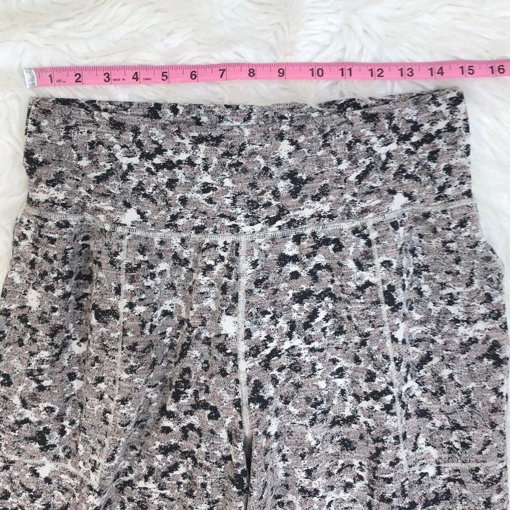 ATHLETA Salutation Textured Jogger in Meadow Decadent Chocolate L - Picture 3 of 15